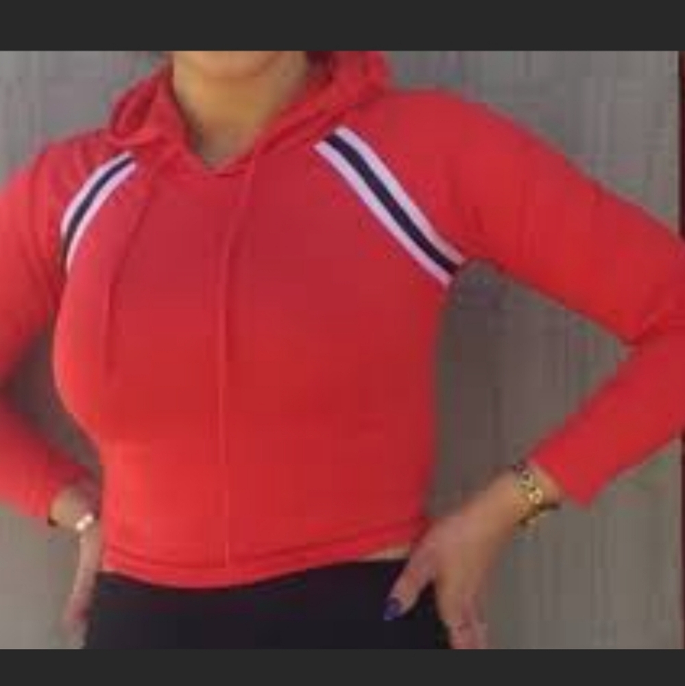 Crop Hood Stripes Red Top